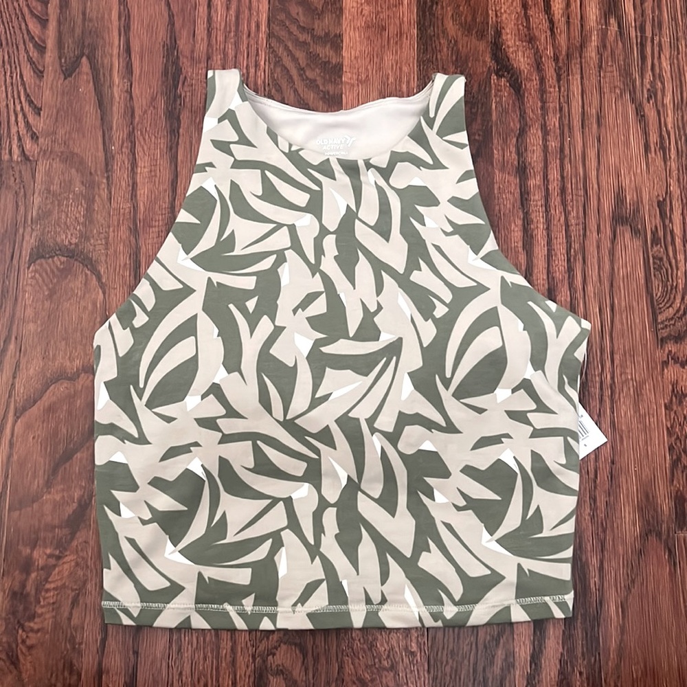 NWT Old Navy Active Powerchill Support Tank
